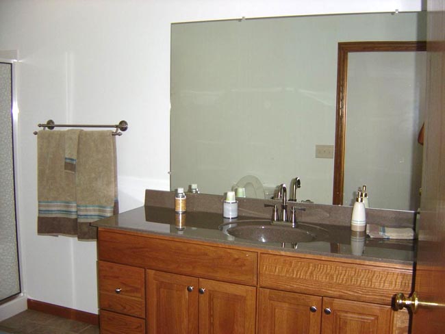 Caledonia Haulers Bunk House Bathroom